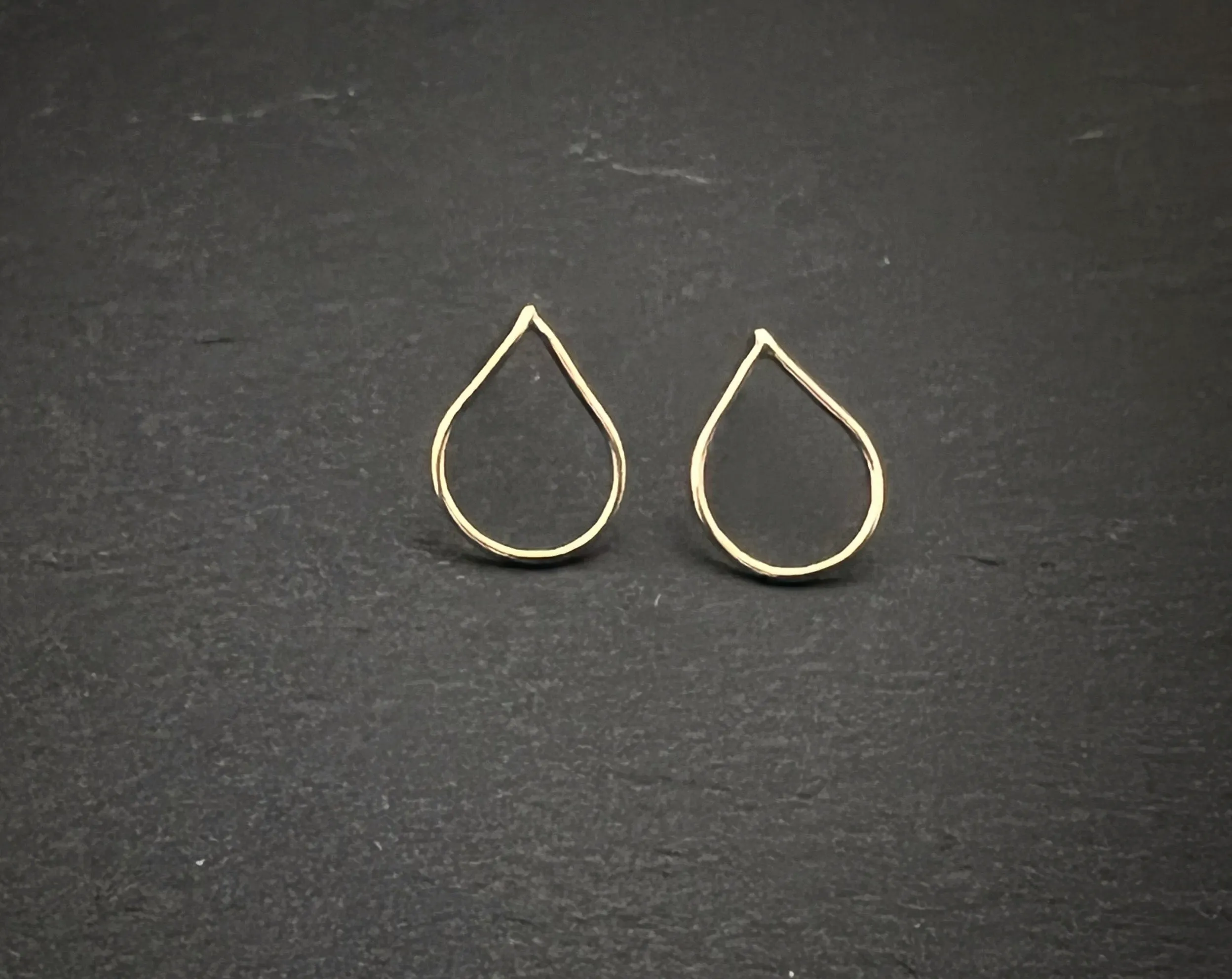 14 Karat Gold teardrop post earrings