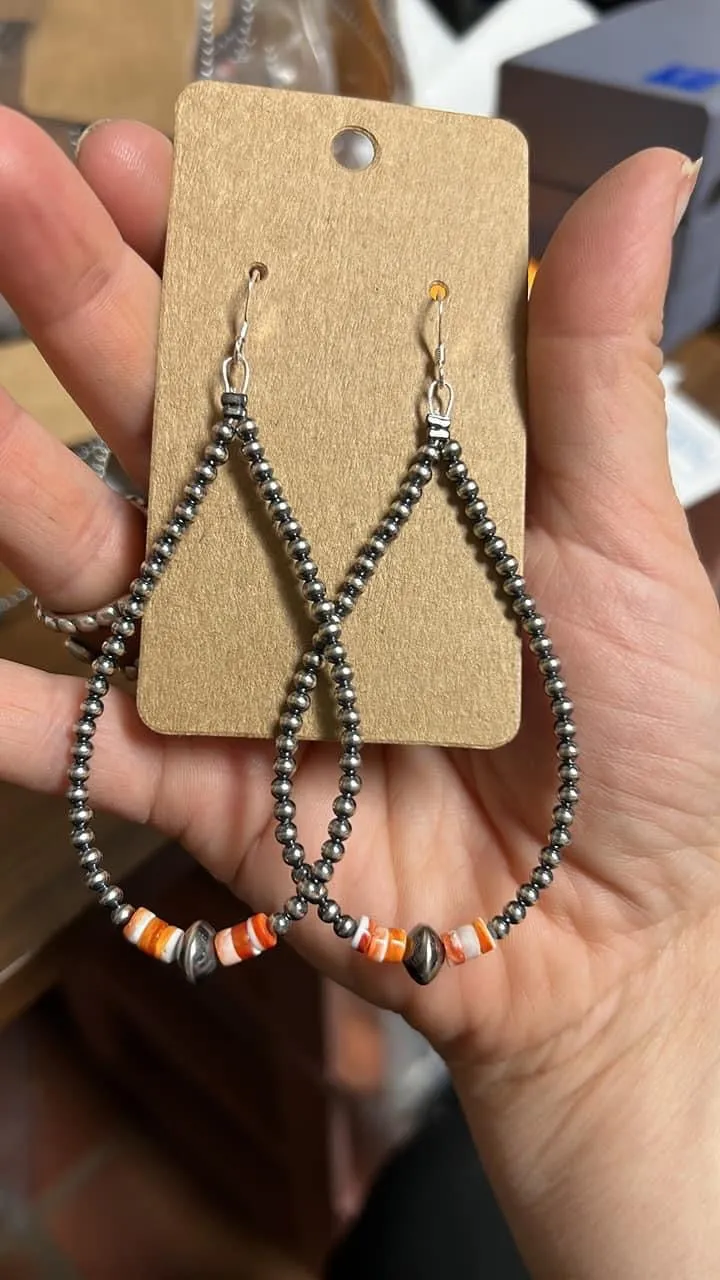 3 mm teardrop earrings Sterling Silver Pearlsl with orange spiny