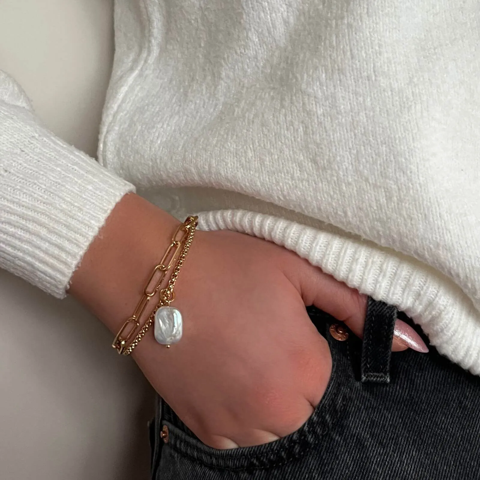 Absolute Gold Double Chain Pearl Pendant Drop Bracelet