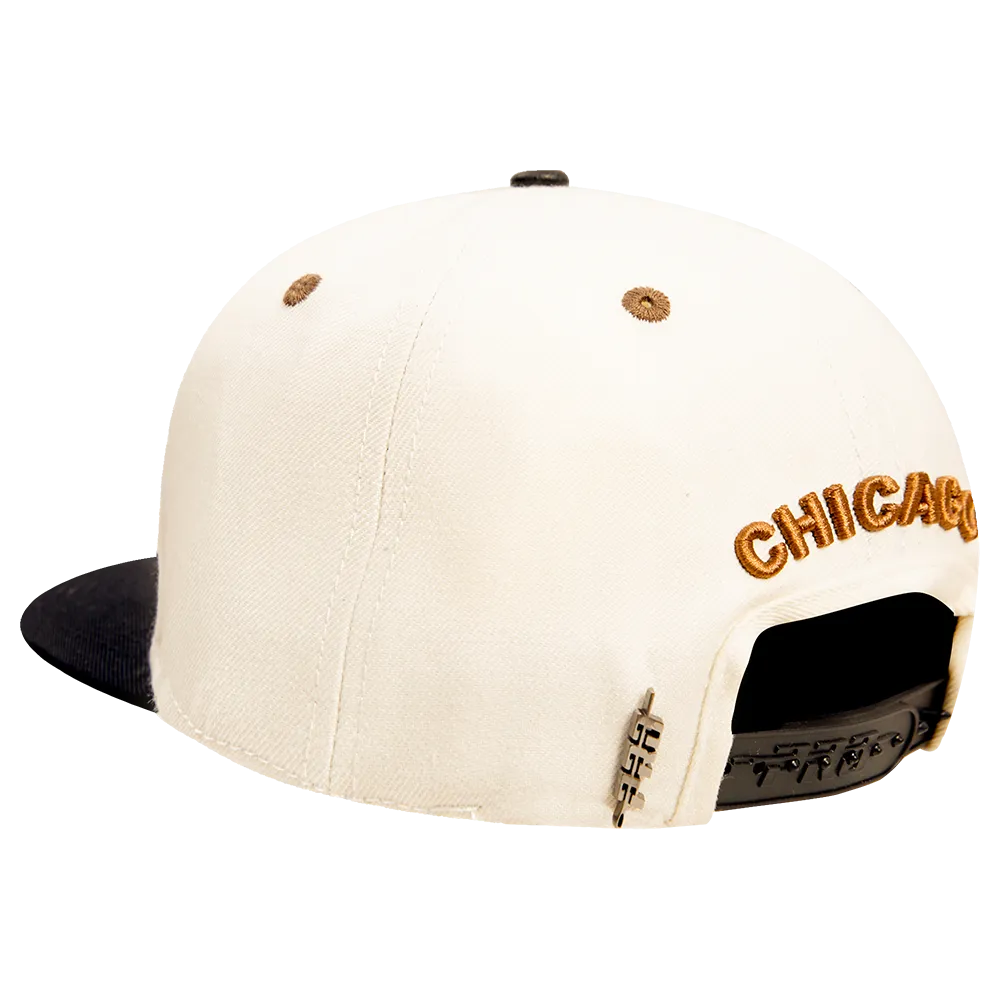 CHICAGO BULLS CHRONIC WOOL SNAPBACK HAT (EGGSHELL/ BLACK)
