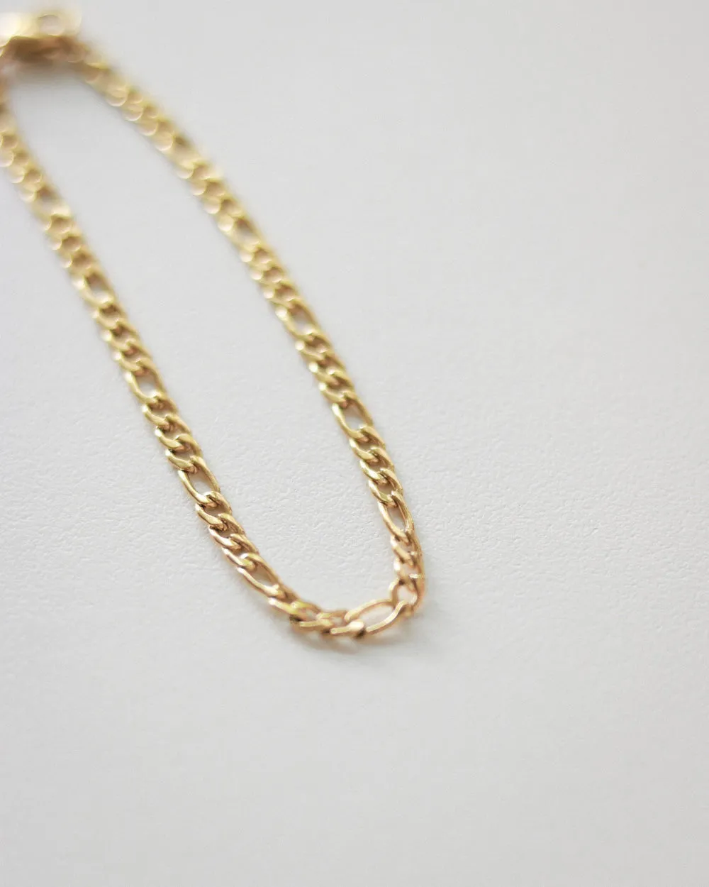 ELLIPSES Chain Bracelet in Gold