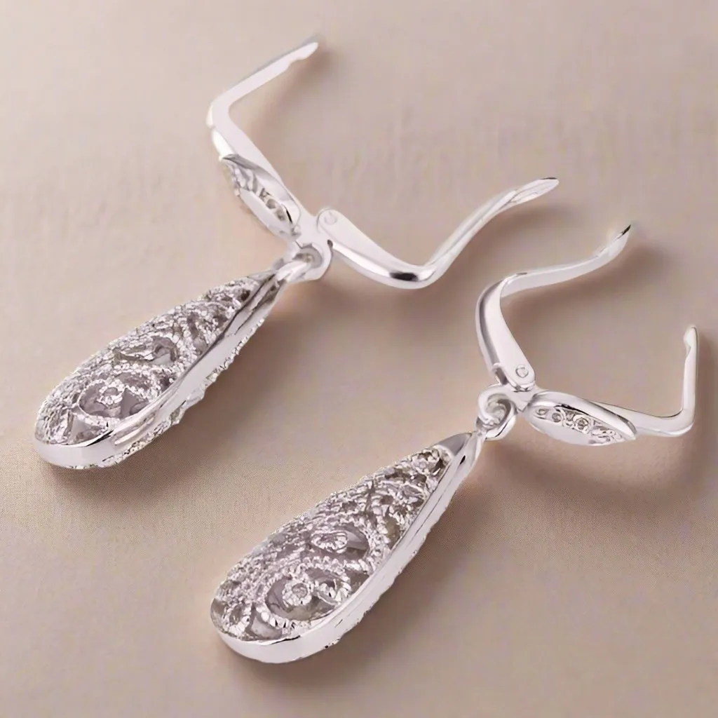 Exquisite Arabesque Filigree Puff Teardrop Gold Earrings for Women