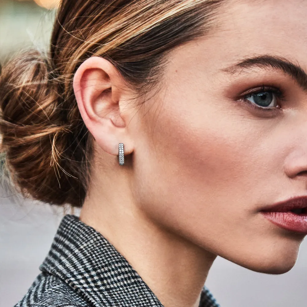 Geometric huggie earrings - silver