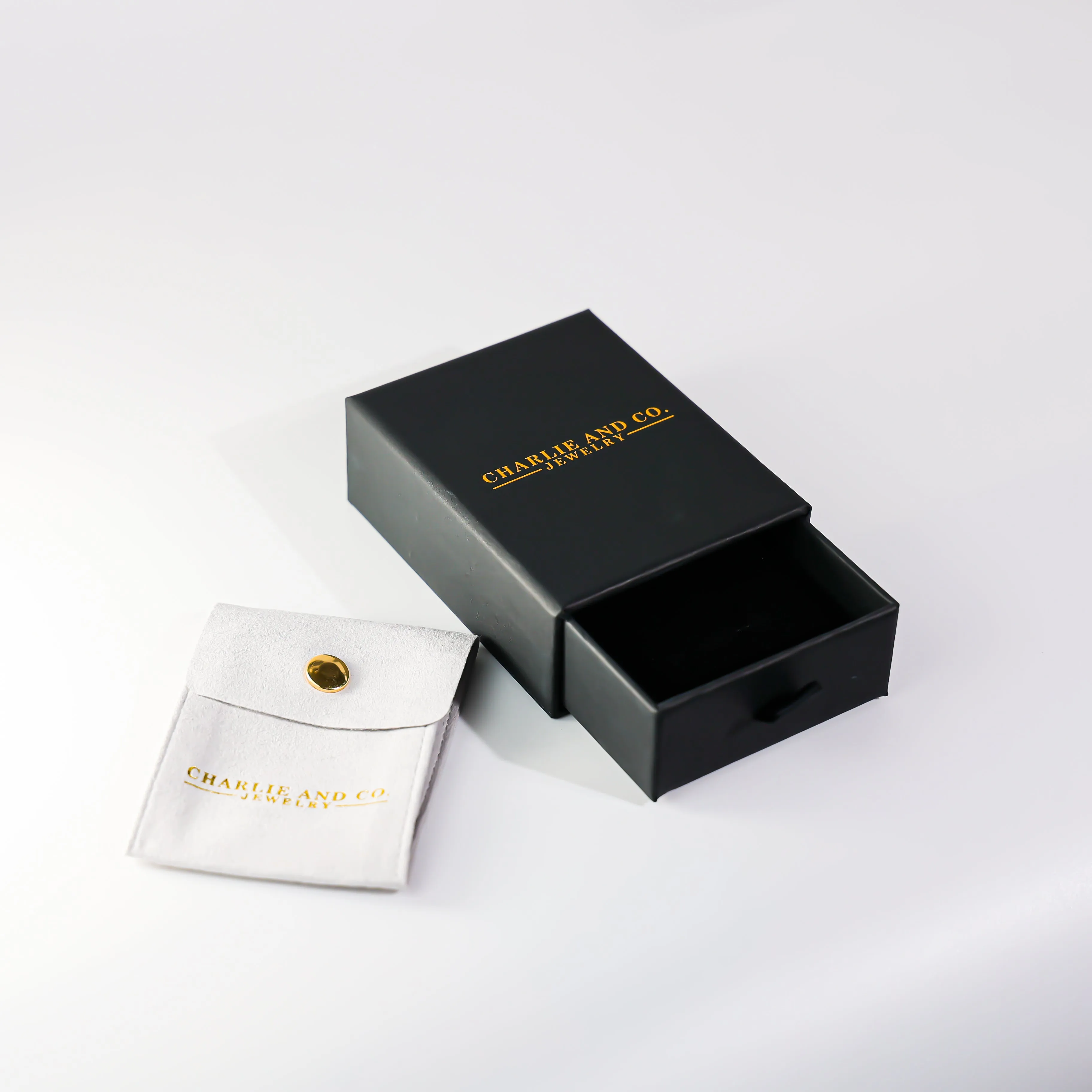 Gold Fancy Tear Drop Earrings - Model TH565