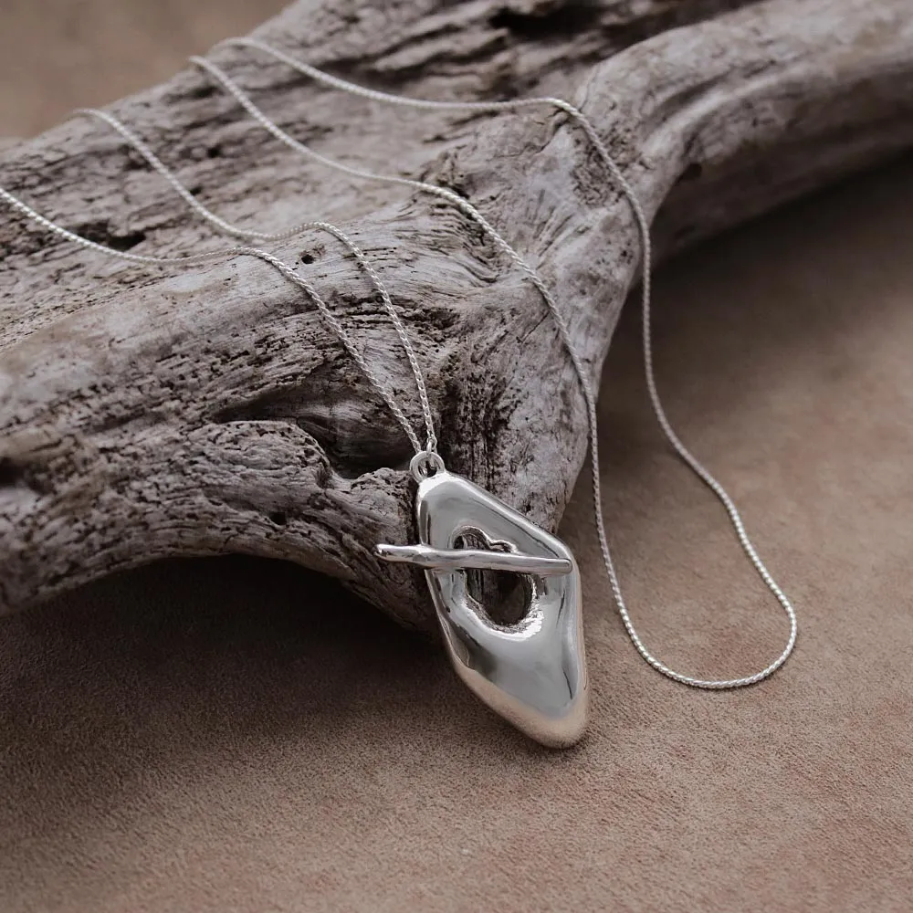 Irregular Rhombus T Bar Necklace