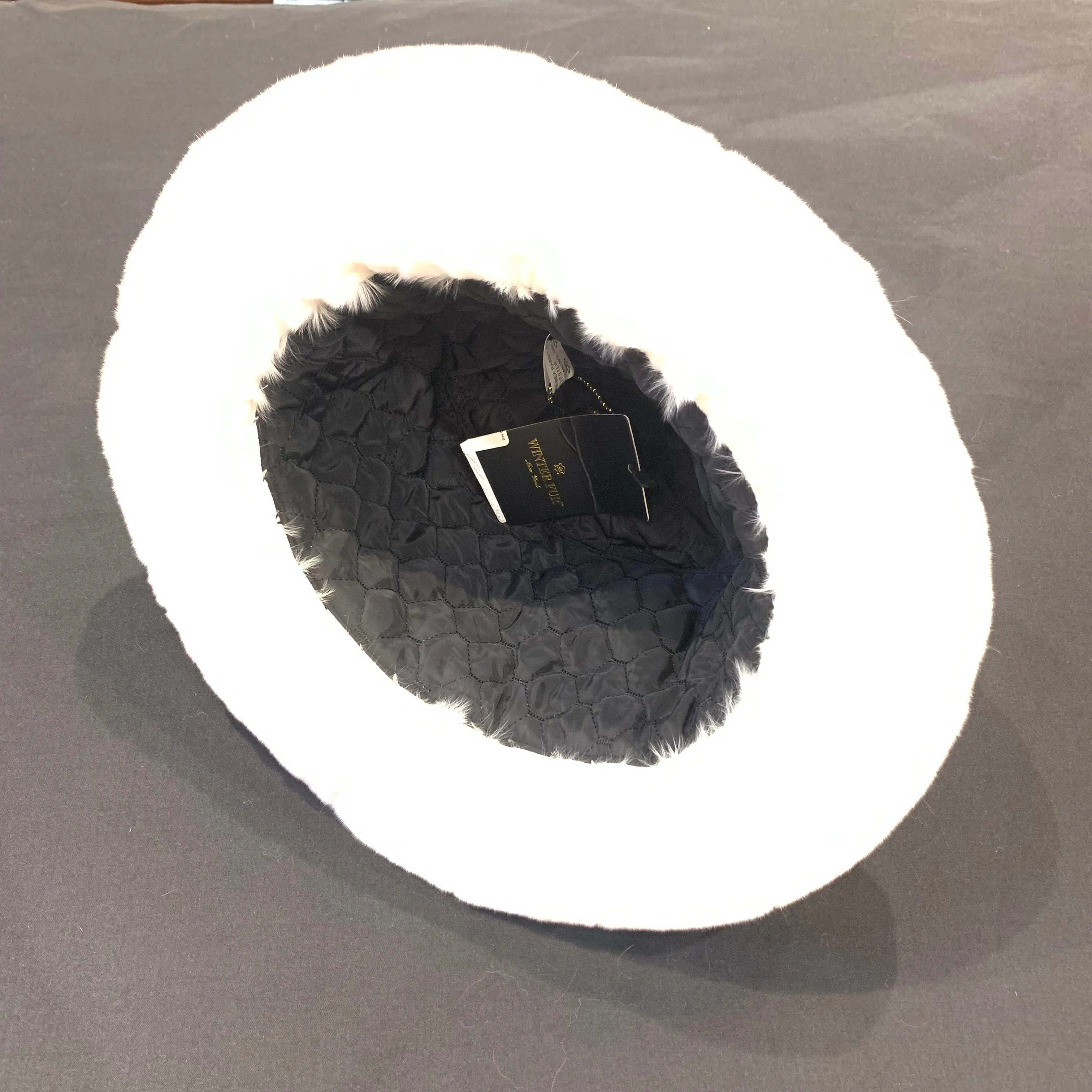 Kashani Men's White Rex Chinchilla Fur Top Hat
