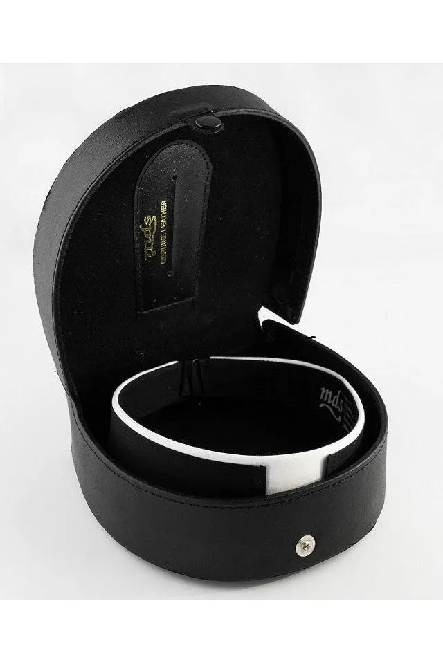 Leather Collar Case - UO9554