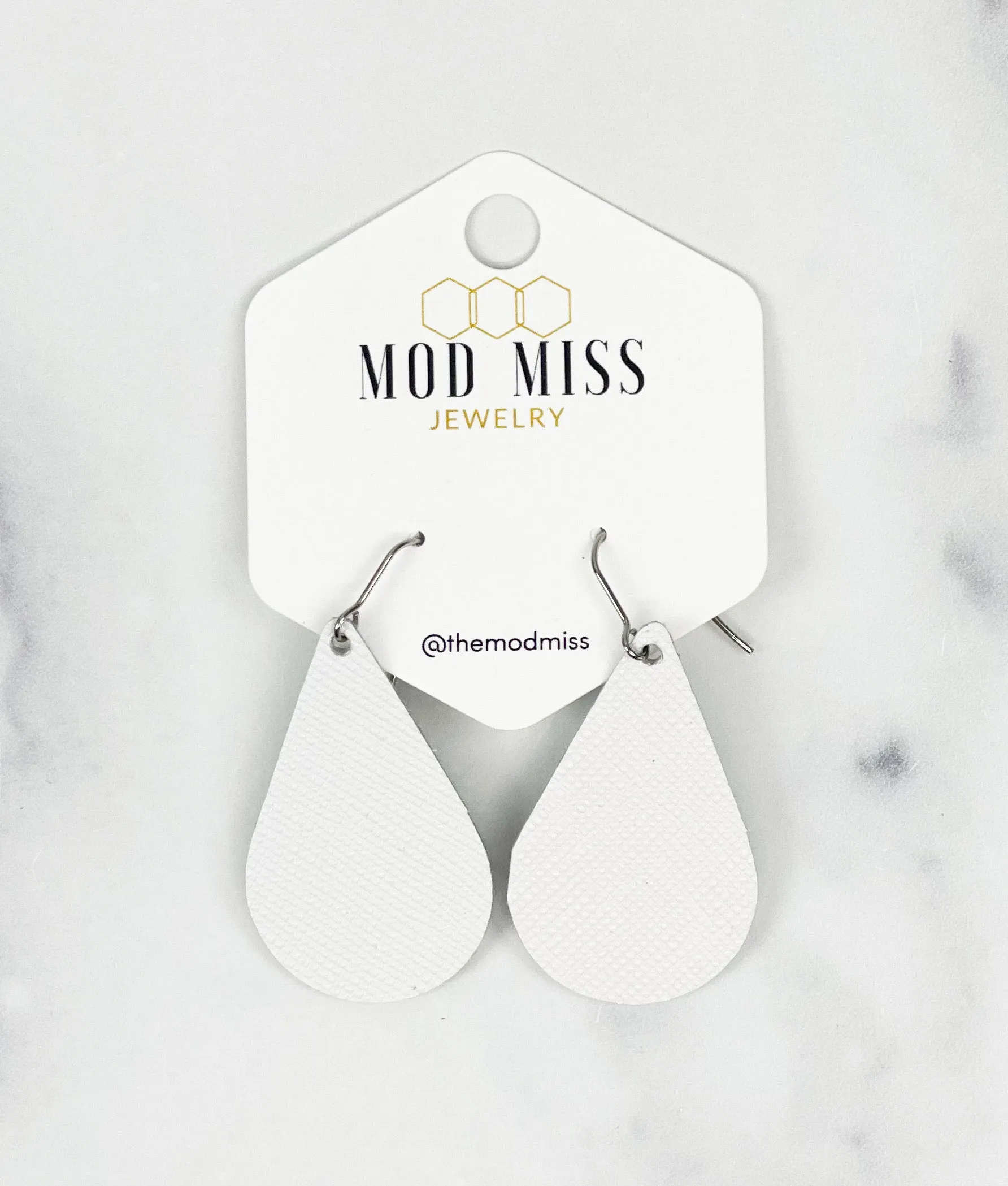 Leather Teardrop Earring "Saffiano White"
