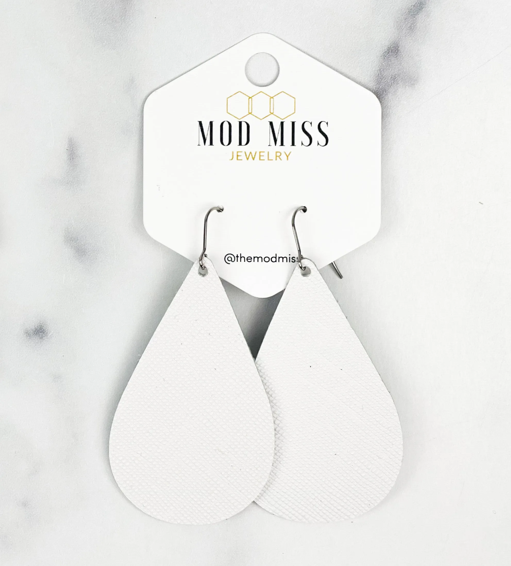 Leather Teardrop Earring "Saffiano White"