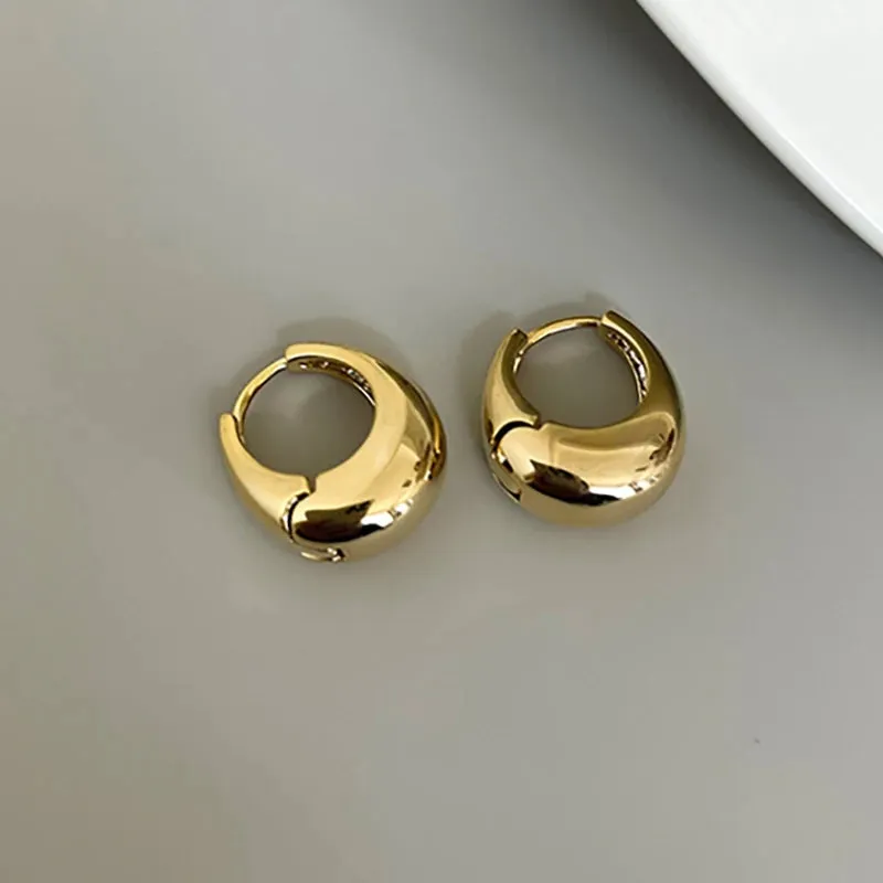 VAIGE Water Drop Geometric Hoop Earrings - Minimalist Classic Design with Cubic Zirconia Accents - Perfect for Any Occasion