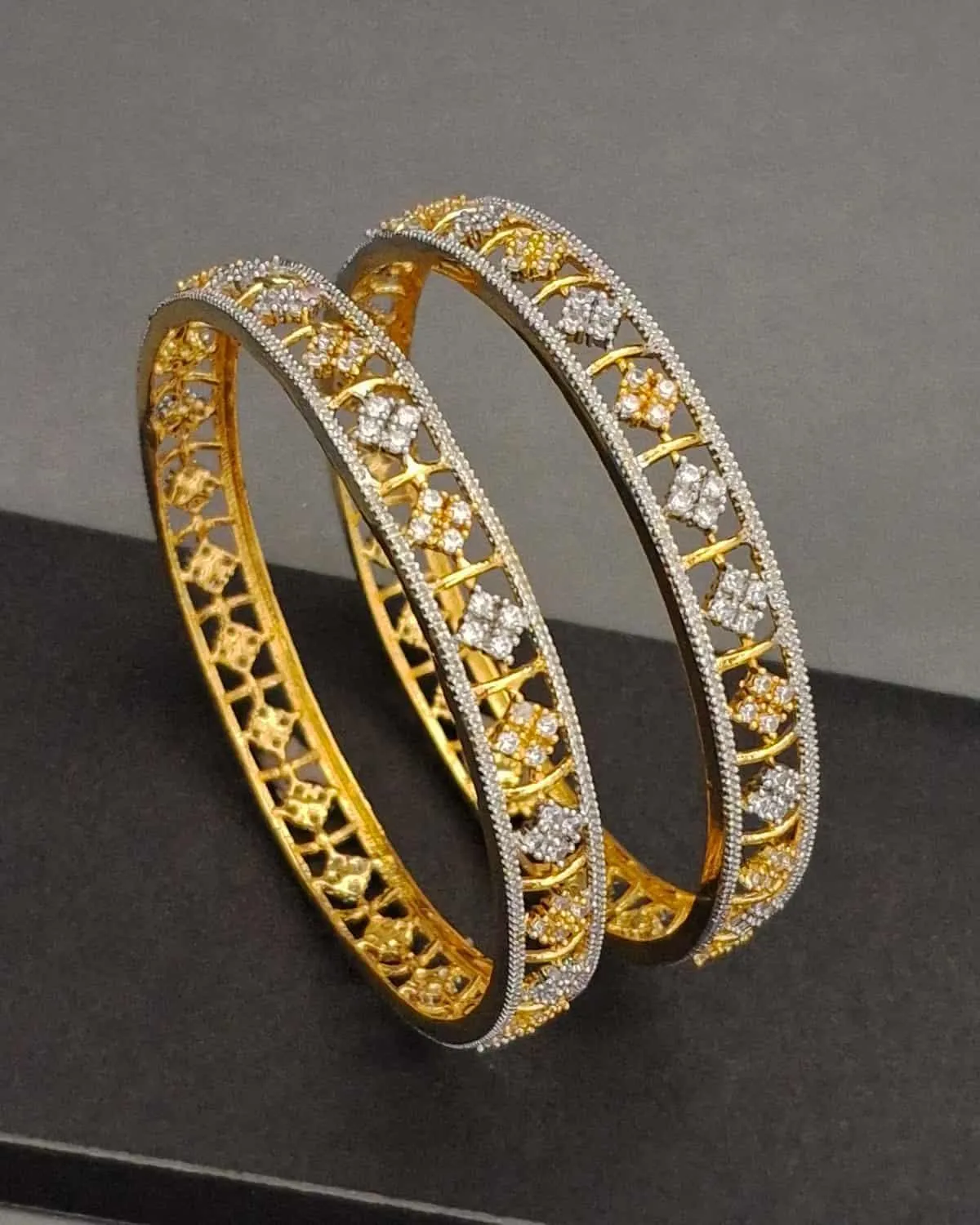 Zevarly Aarashi Cubic Zirconia Bangles